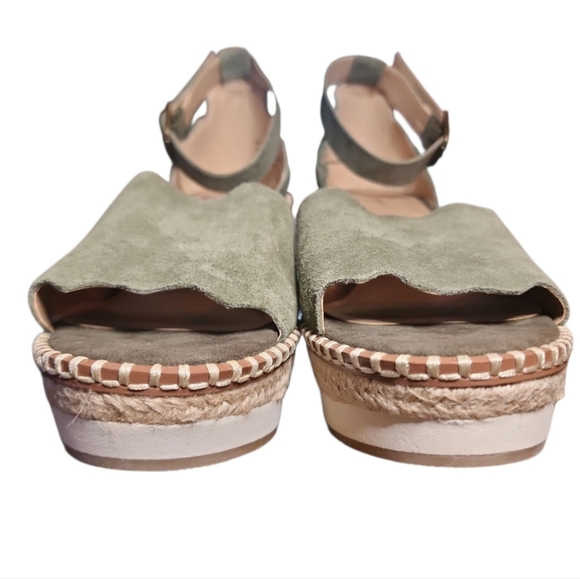 Crown Vintage Daffodil Espadrille Wedge Sandals Olive Green Suede Shoes size 8M - Picture 4 of 14